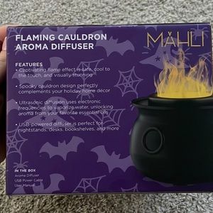 Mahli cauldron Halloween diffuser flame orange
